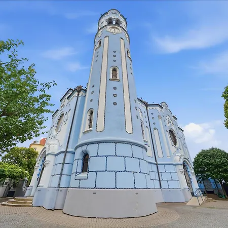 아파트 Blue Church Retreat Free Parking & Center 브라티슬라바